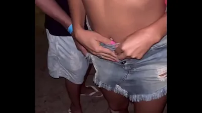 VLXX