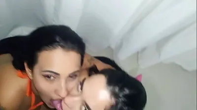 VLXX