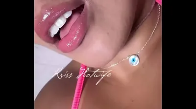 VLXX