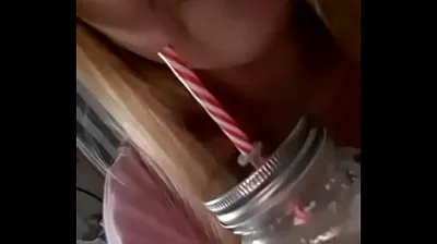 VLXX