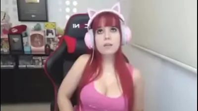 VLXX