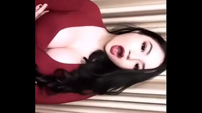 VLXX
