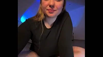 VLXX
