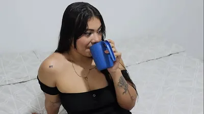 VLXX