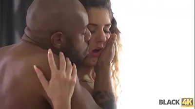 VLXX