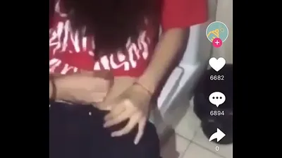 VLXX