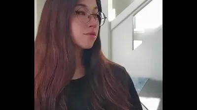 VLXX