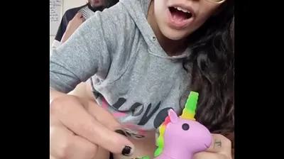 VLXX