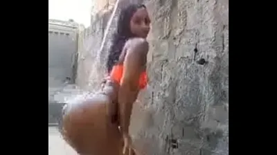 VLXX