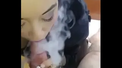 VLXX