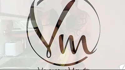 VLXX