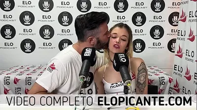 VLXX