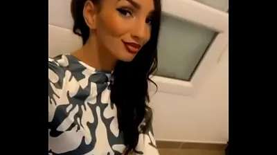 VLXX