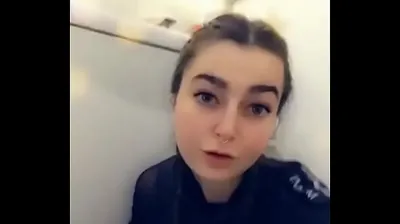 VLXX
