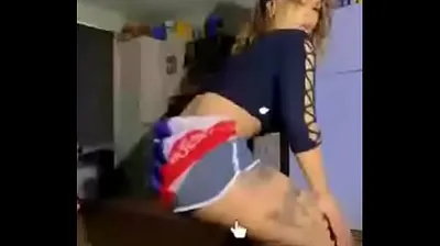 VLXX