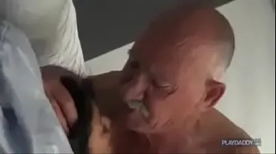 VLXX
