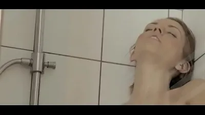 VLXX