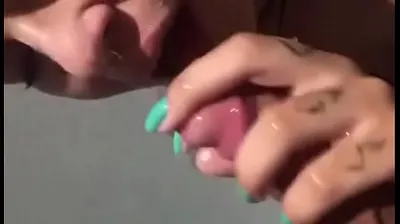 VLXX