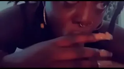 VLXX