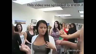 VLXX