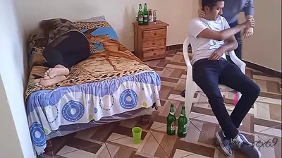 VLXX