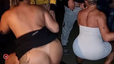 VLXX