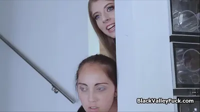 VLXX