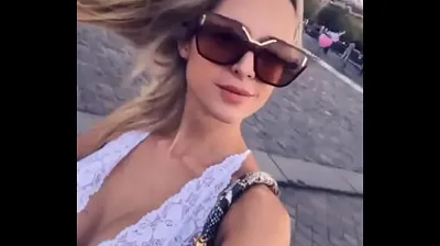 VLXX