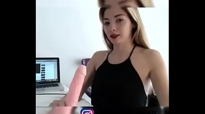 VLXX