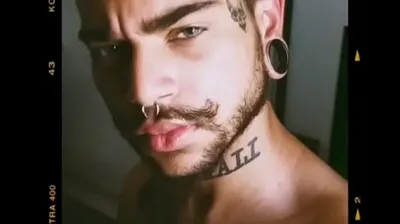 VLXX