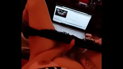 VLXX