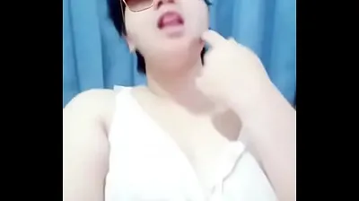 VLXX