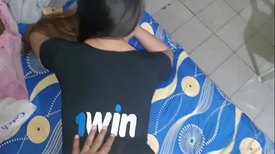 VLXX