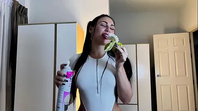 VLXX