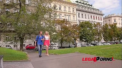 VLXX